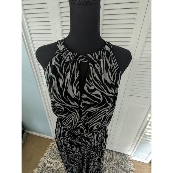 Emma & Michele Jumpsuit Womens M Zebra Print Halter Flared Sleeveless Tie Back - Picture 2 of 13